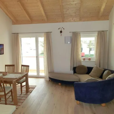 Haus Carina *